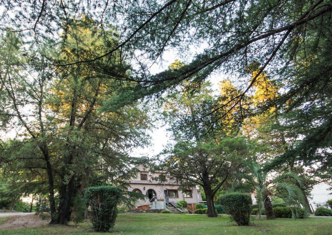 The Hostelhouse Centro. Casa De Huespedes. Villa General Belgrano Kültér fotó