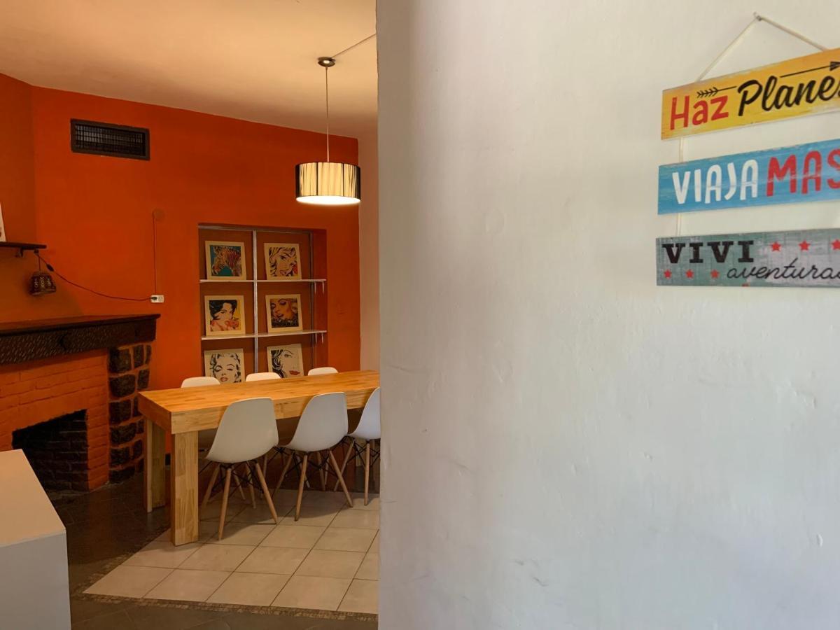 The Hostelhouse Centro. Casa De Huespedes. Villa General Belgrano Kültér fotó